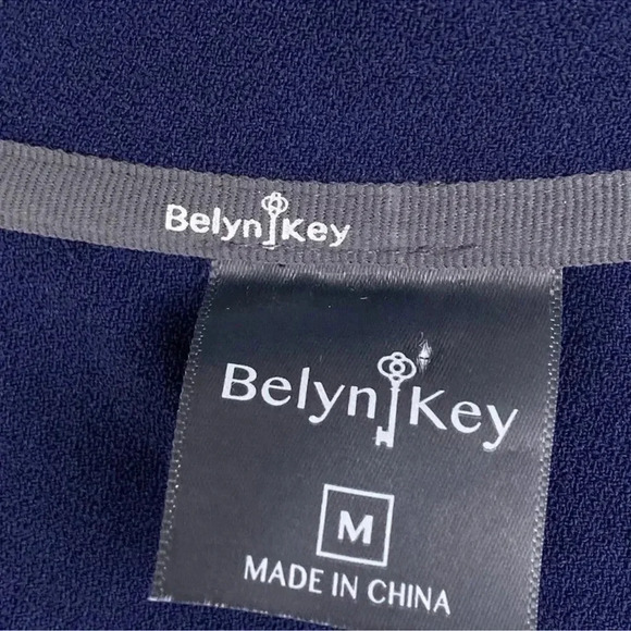 BELYN KEY BALMORAL BOMBER
JACKET MÉDIUM - Picture 13 of 16